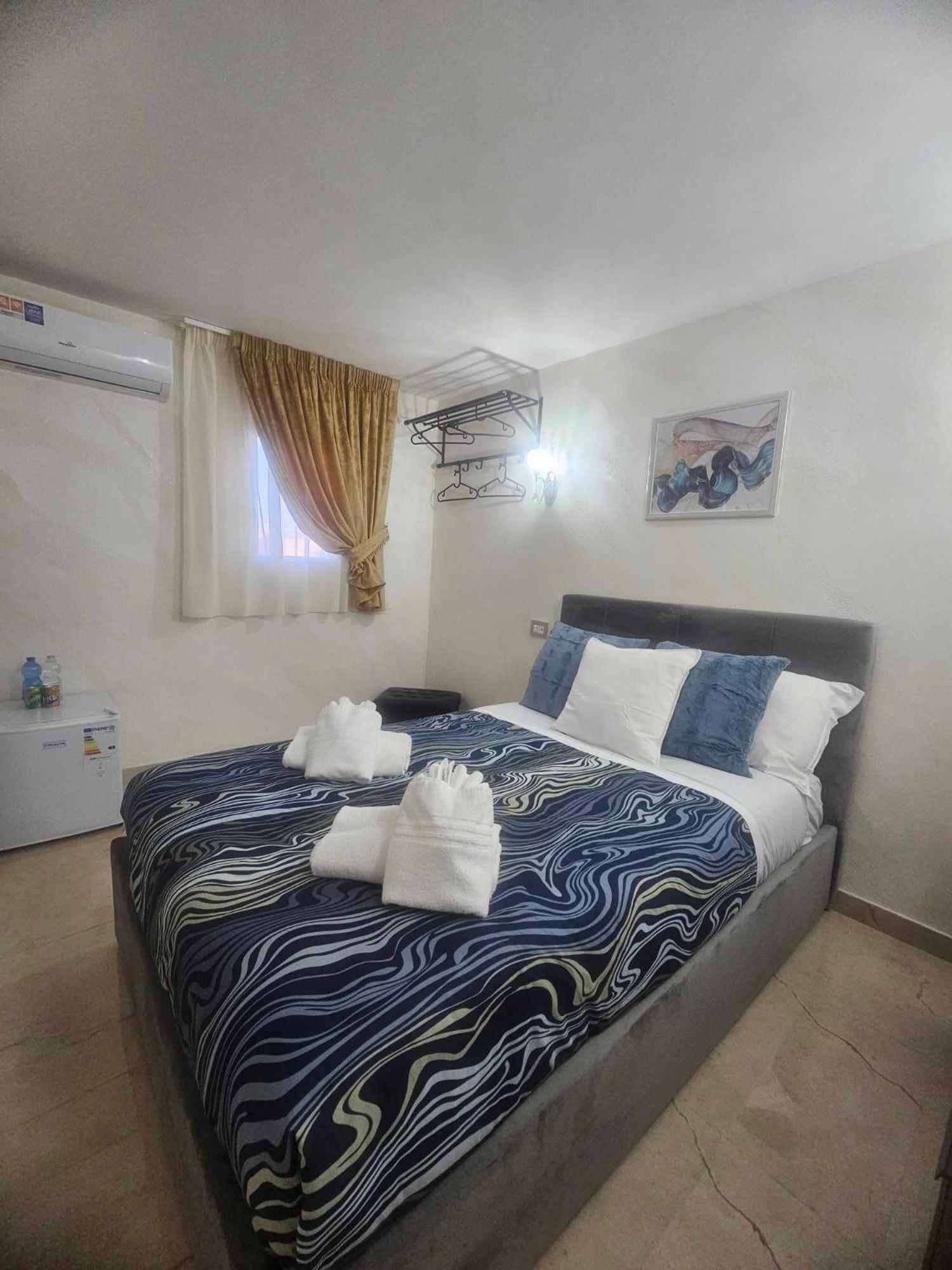 Golden House Sicily Hotel Catania Exterior photo